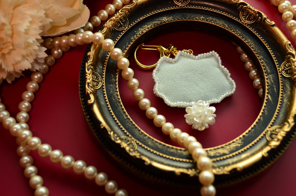 【キーホルダー】ゆきはみちゃん【ビーズ刺繍】