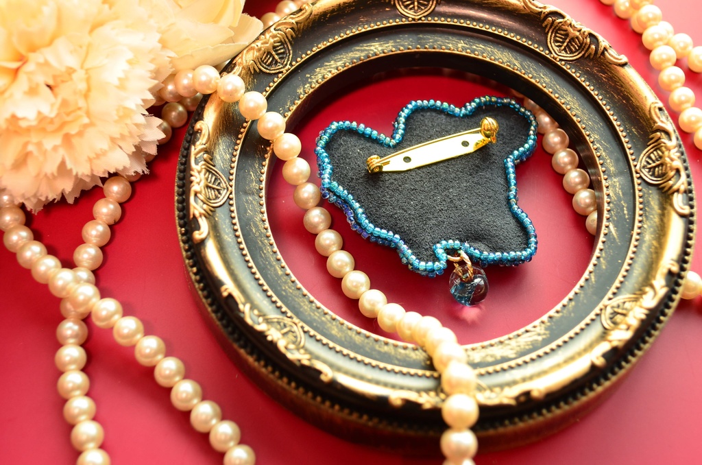 【ブローチ】たこ【ビーズ刺繍】