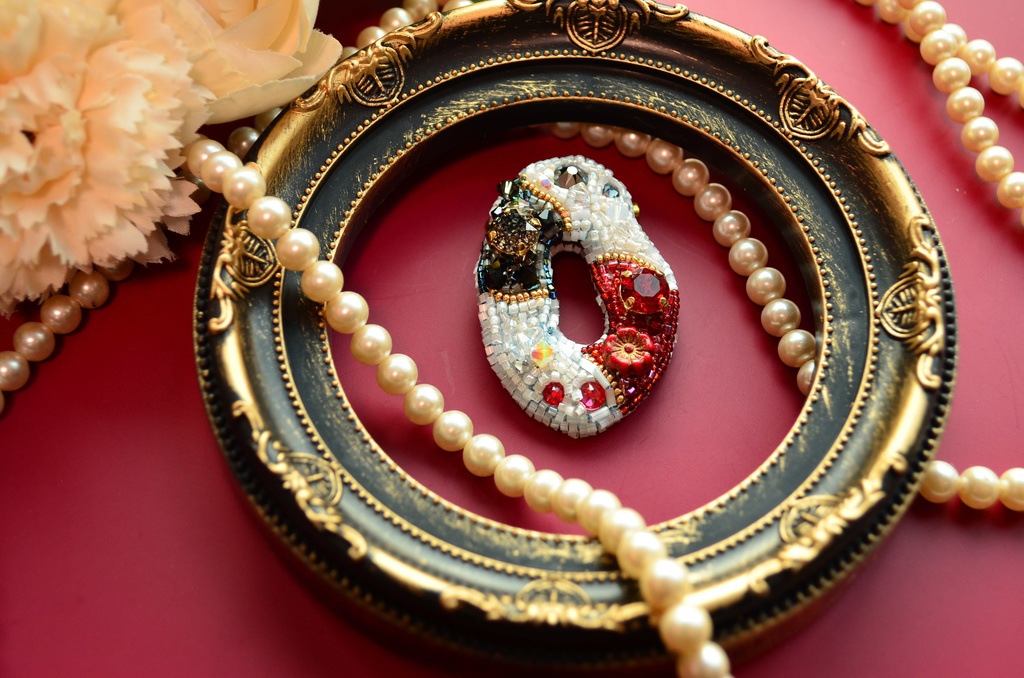 【ブローチ】トランプモチーフ【ビーズ刺繍】