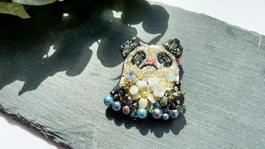 【ビーズ刺繍】花パンダ