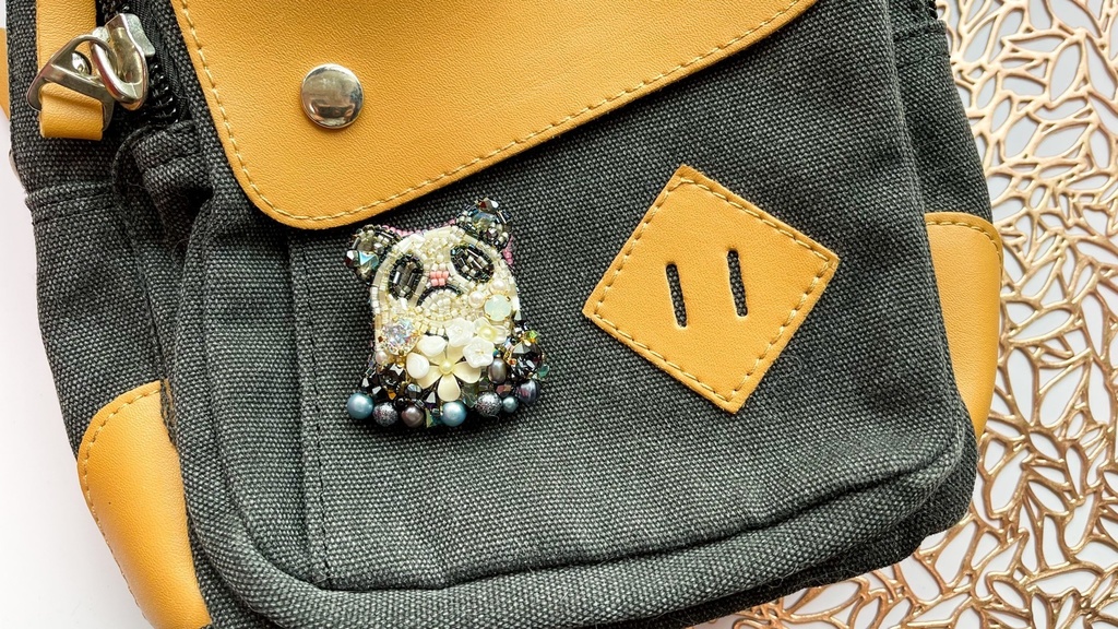 【ビーズ刺繍】花パンダ