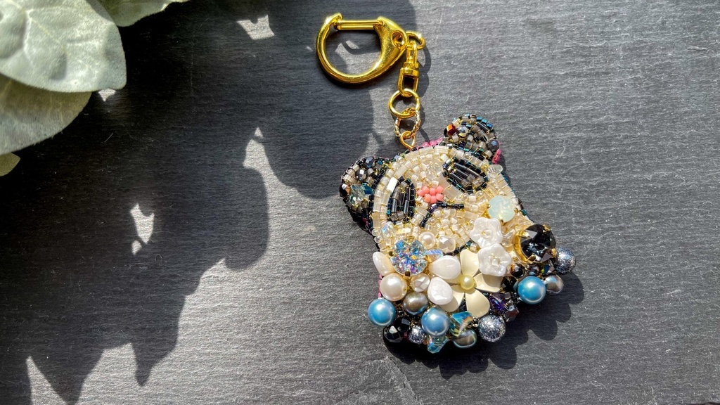 【ビーズ刺繍】花パンダ