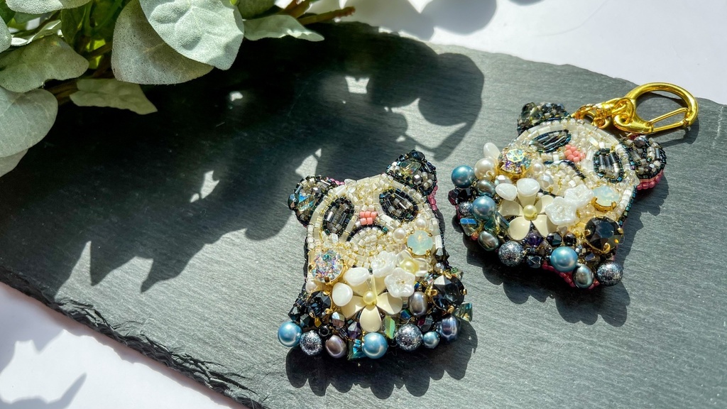 【ビーズ刺繍】花パンダ