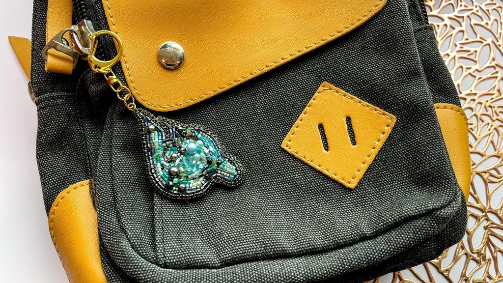 【ビーズ刺繍】青い炎