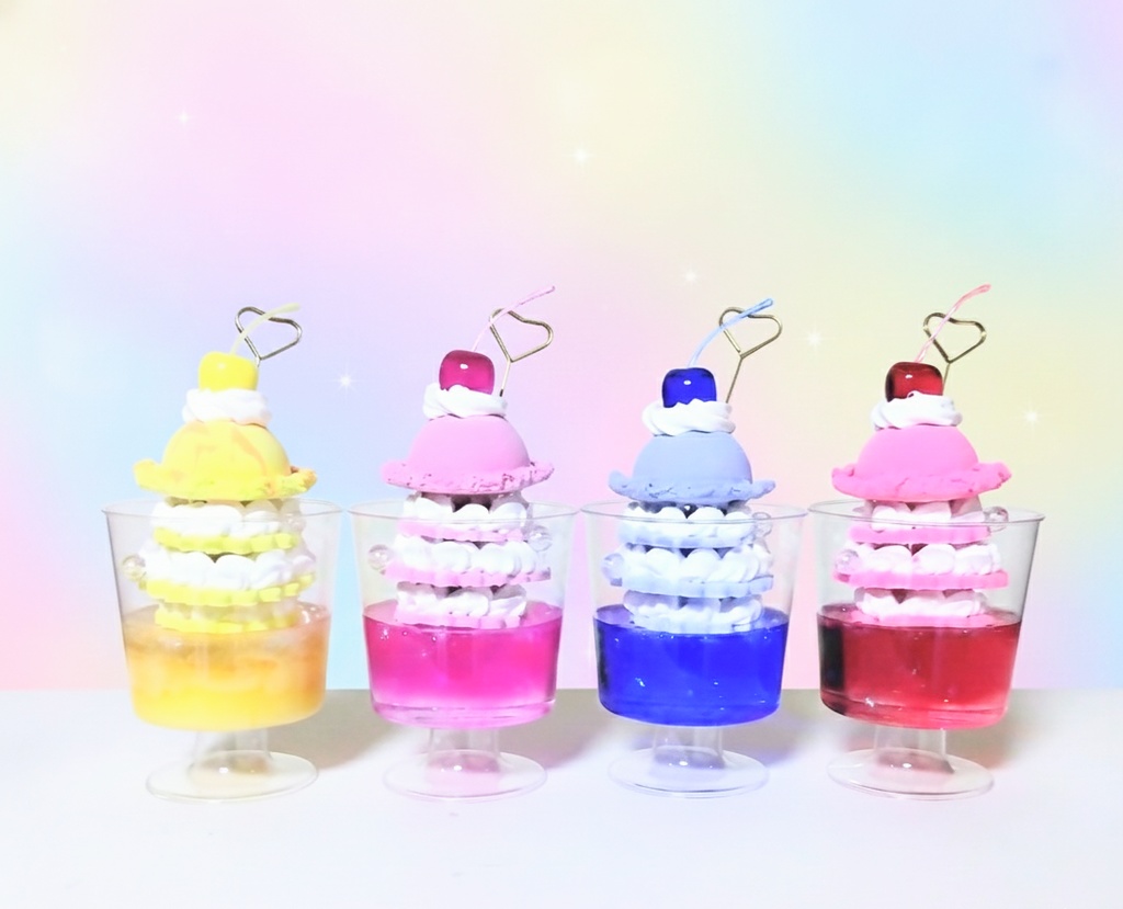 ライバーカラーイメージ パフェ型チェキスタンド