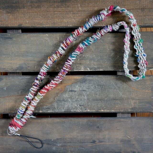 ネイティブネックストラップ