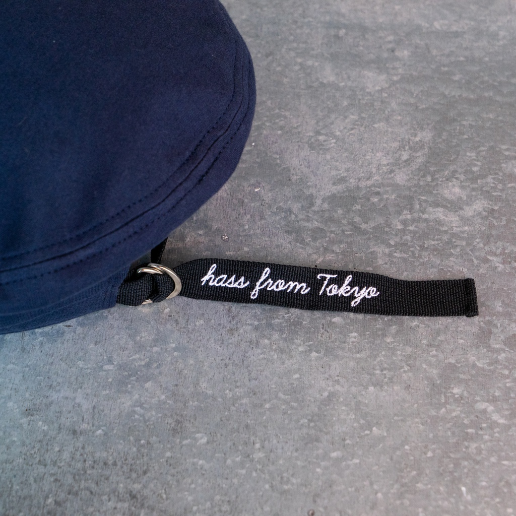 刺繍ロゴベレー帽 なめらかスウェード仕立て◎