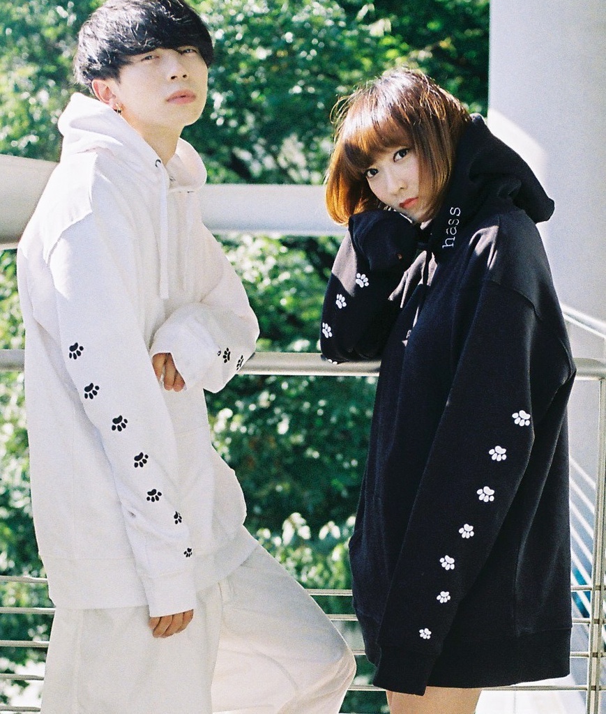 ビックシルエットパーカー 男女兼用ゆるサイズ