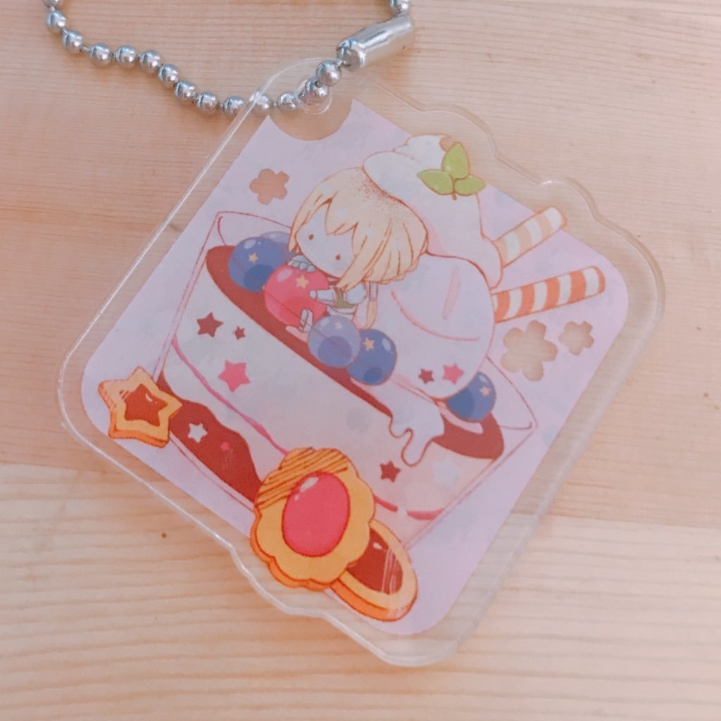 EAT ME SWEEEETE アクリルキーホルダー