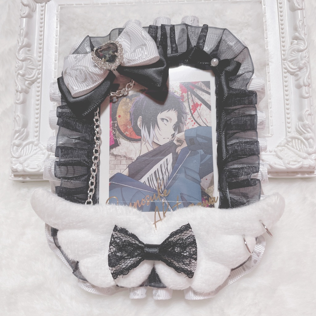 ピアス白黒硬質ケース♡ストラップ付き