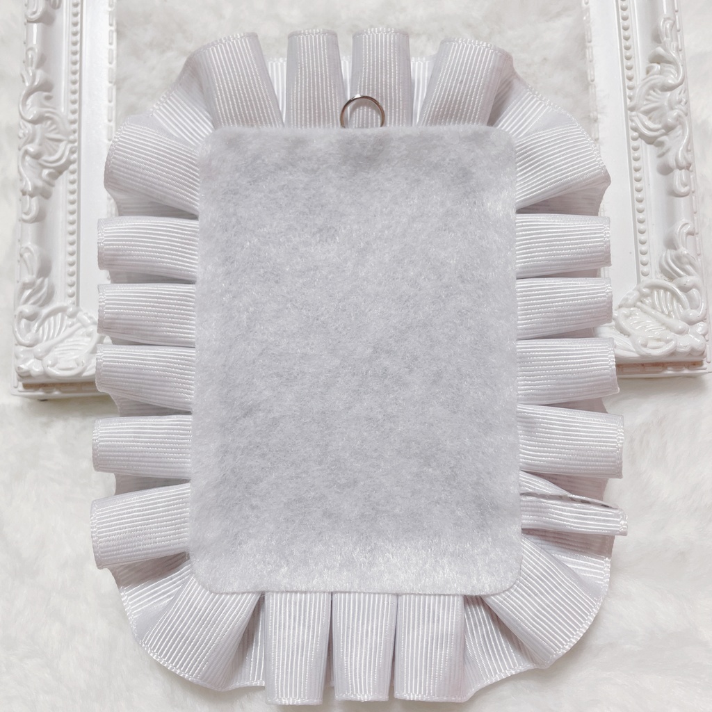 ピアス白黒硬質ケース♡ストラップ付き