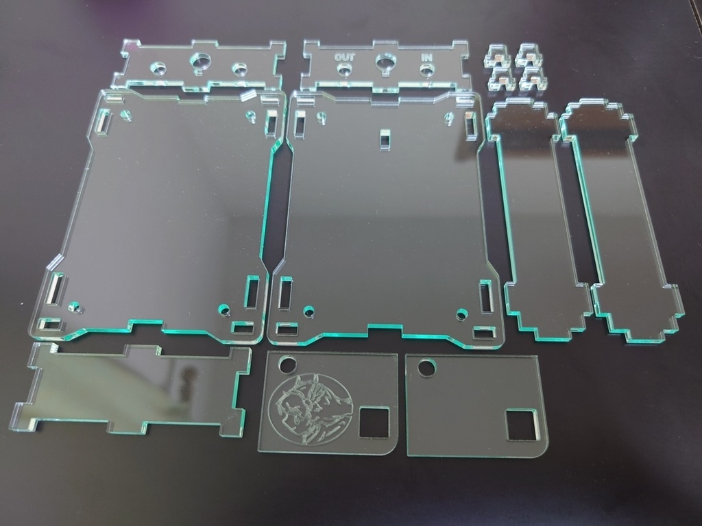 ヘッドホンアンプ 「VALKYRIE 1399」 Acrylic Enclosure