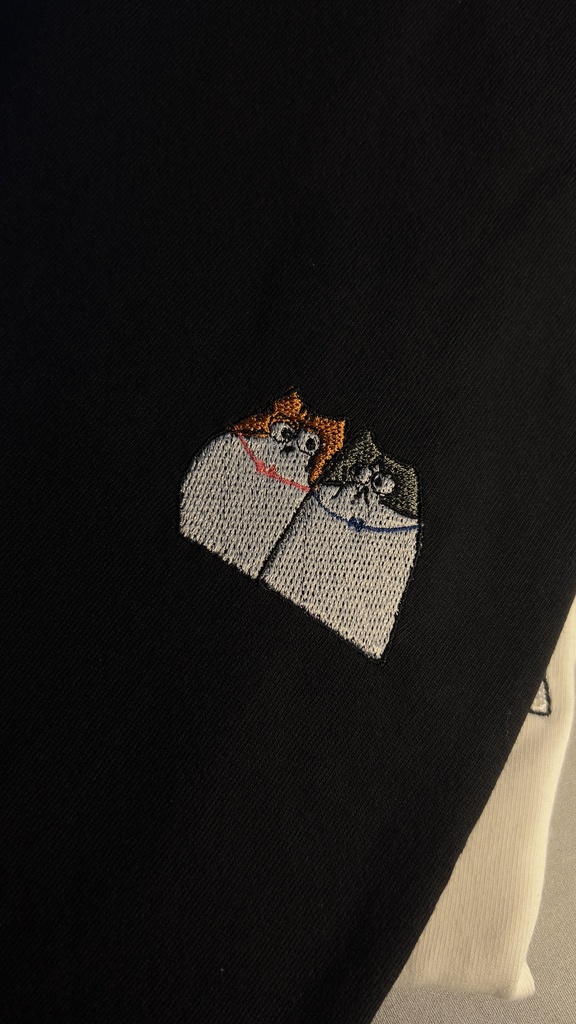 ニハチ刺繍Tシャツ(黒)