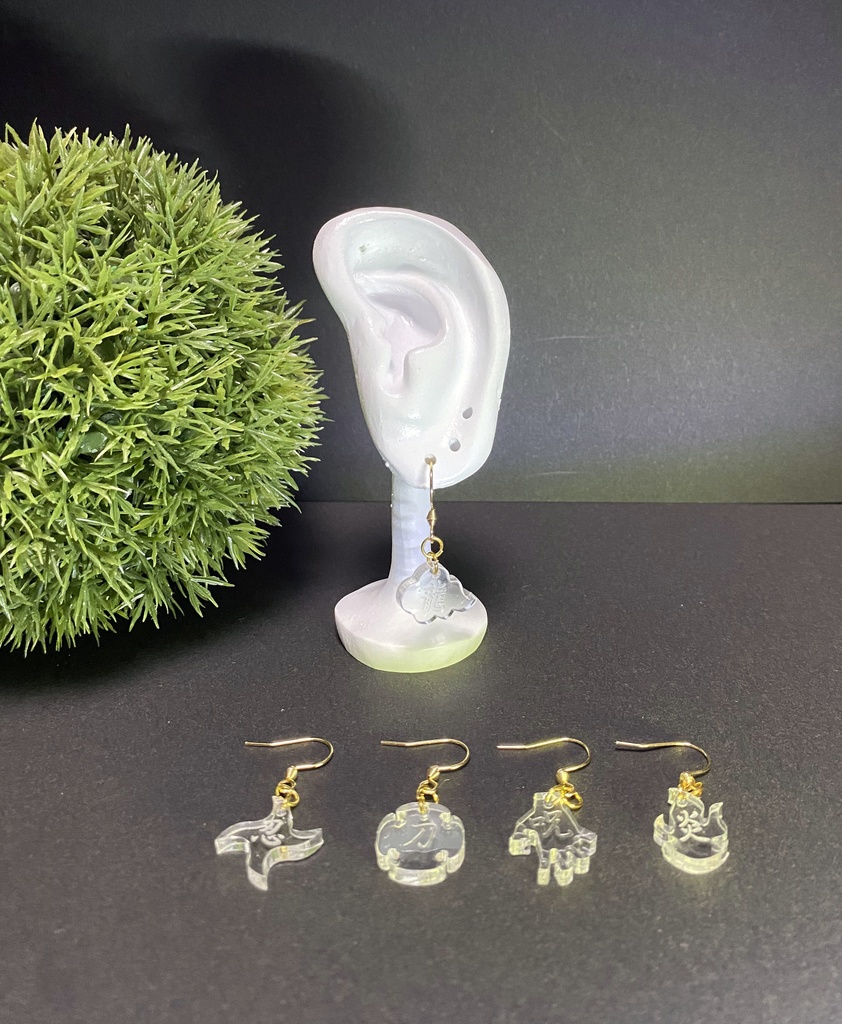 漢字ピアス　kanji earrings 