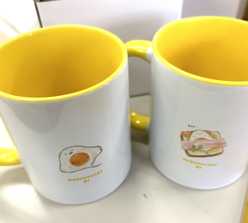 目玉焼きエイのマグカップ