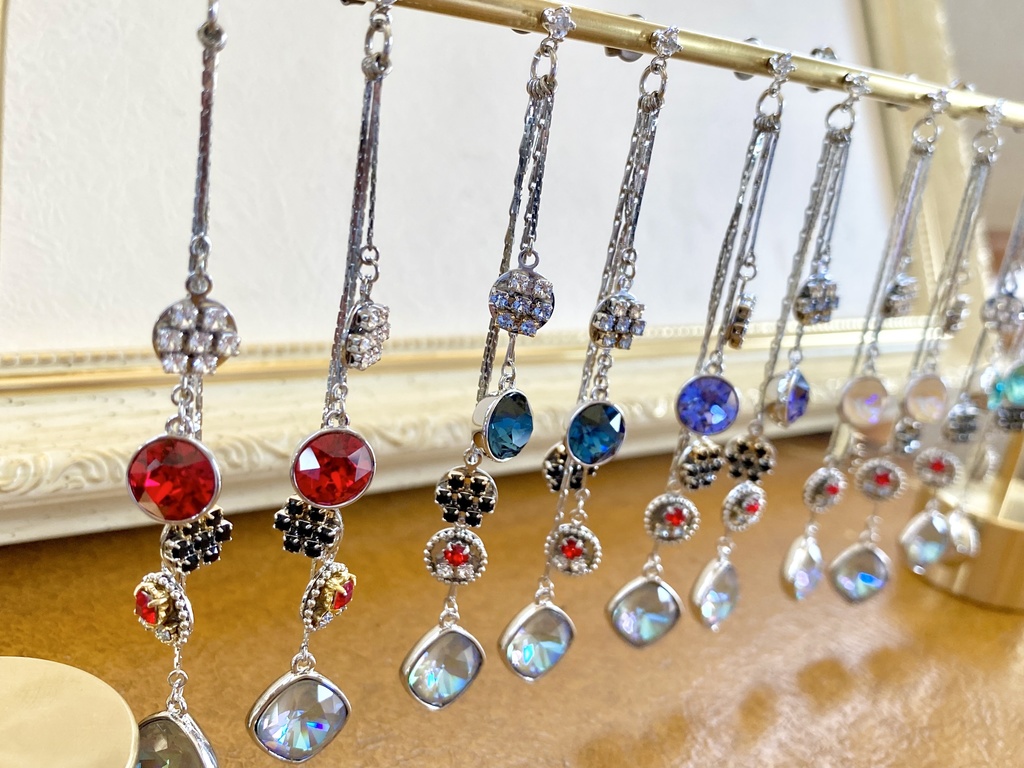 刀剣男士イメージ ビジューロングピアス 福岡一文字