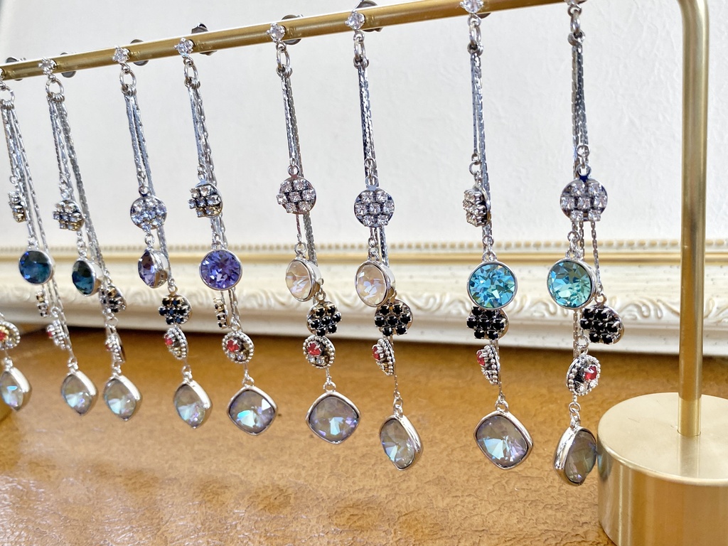 刀剣男士イメージ ビジューロングピアス 福岡一文字