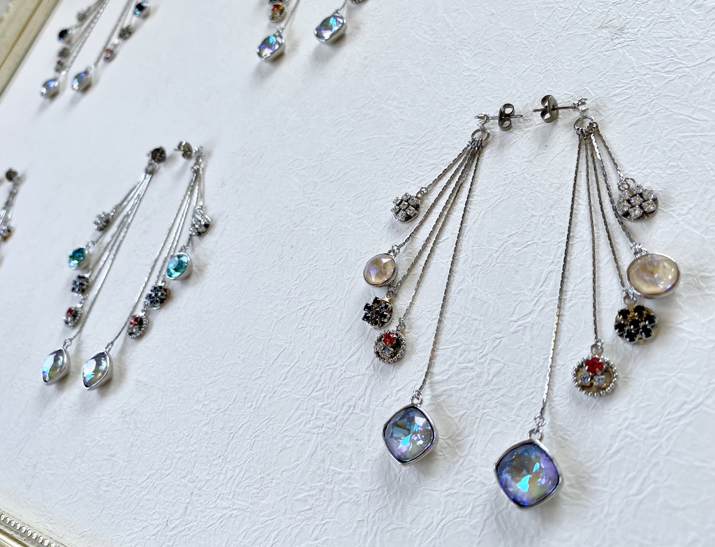 刀剣男士イメージ ビジューロングピアス 福岡一文字