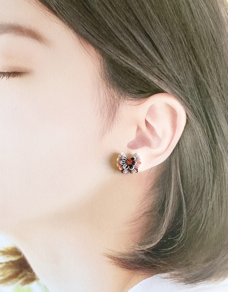 刀剣男士イメージつまみ細工ピアス/イヤリング『蝶々』