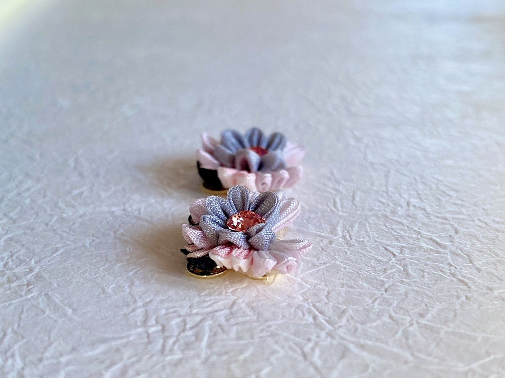 刀剣男士イメージつまみ細工ピアス/イヤリング『蝶々』