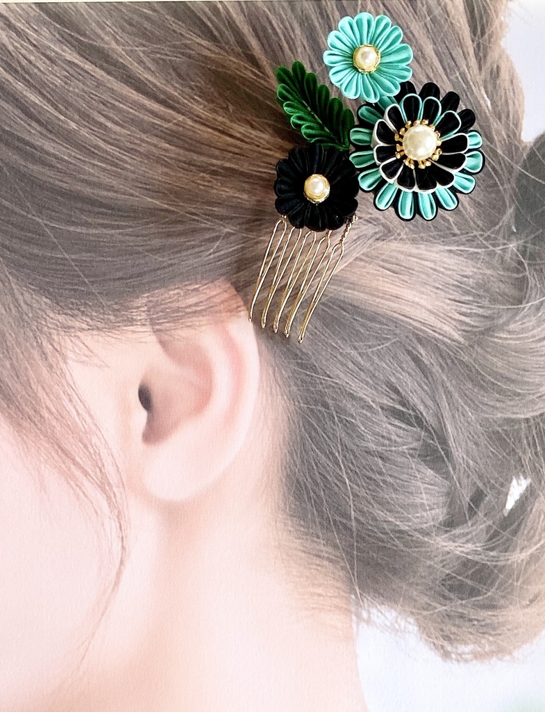 刀剣男士イメージ つまみ細工ヘアコーム『雛菊』