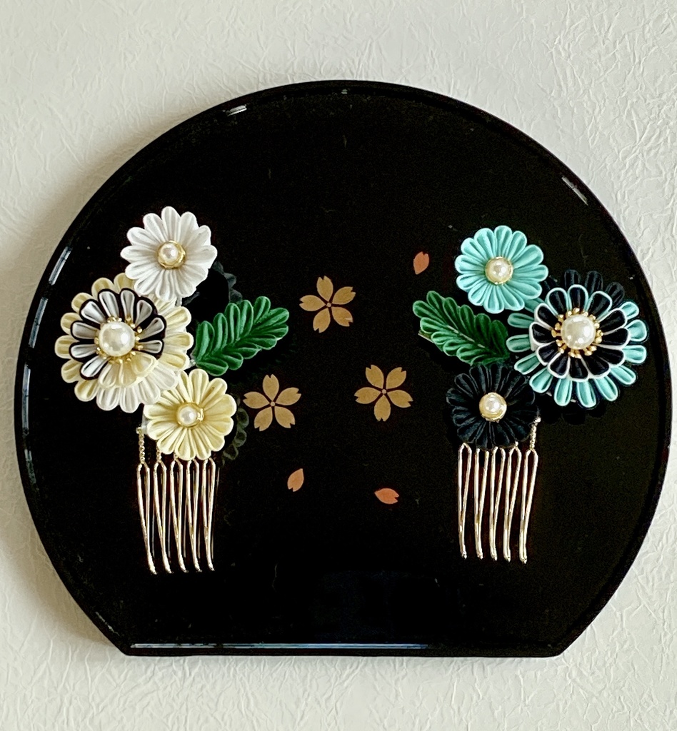 刀剣男士イメージ つまみ細工ヘアコーム『雛菊』