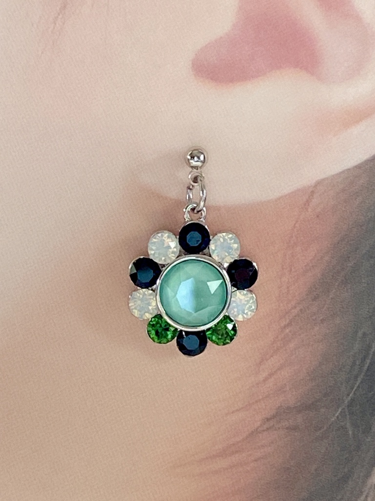 刀剣男士イメージ ビジューピアス/イヤリング 『閃々』