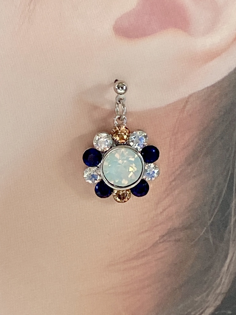 刀剣男士イメージ ビジューピアス/イヤリング 『閃々』