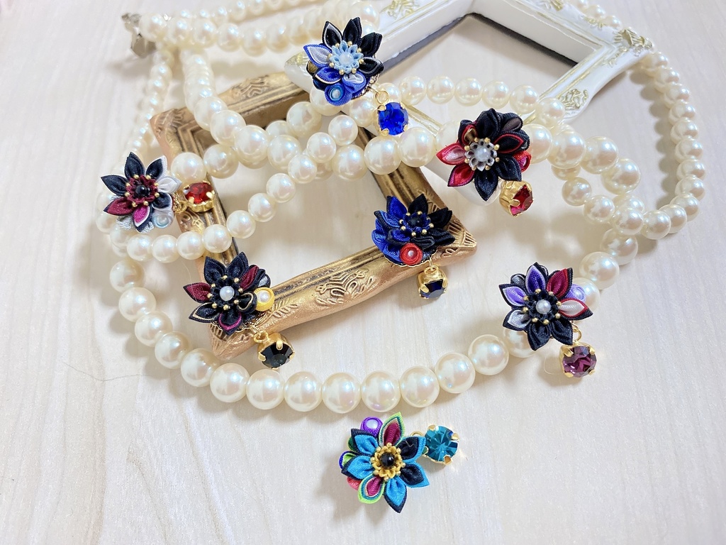 刀剣男士イメージ つまみ細工 小さなお花ピアス/イヤリング (改) 其の参