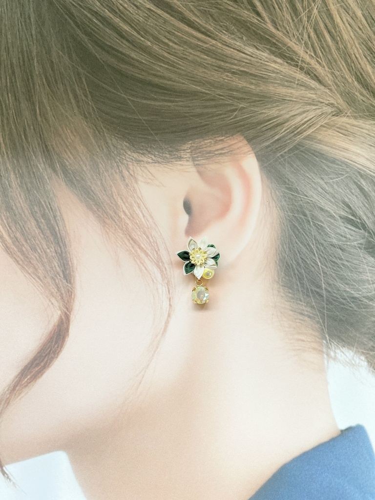 刀剣男士イメージ つまみ細工 小さなお花ピアス/イヤリング (改) 其の伍