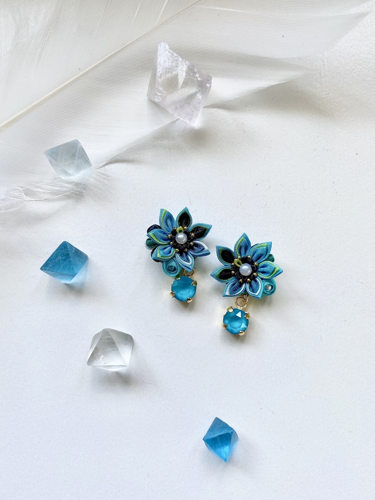 刀剣男士イメージ つまみ細工 小さなお花ピアス/イヤリング (改) 其の陸