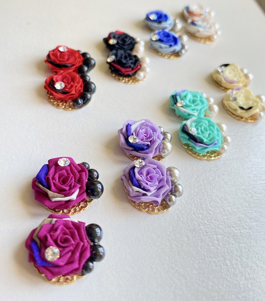 刀剣男士イメージ つまみ細工 小さなお花(薔薇)ピアス/イヤリング (イヤーカフ付き)