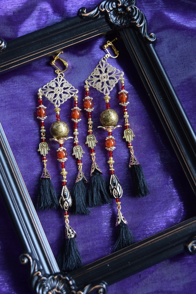 加持の衣鉢 イヤリング