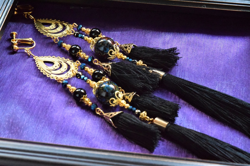 有の安逸 イヤリング