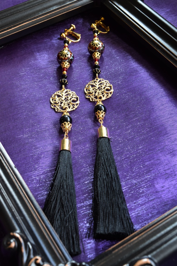 恒星の塵尾 イヤリング