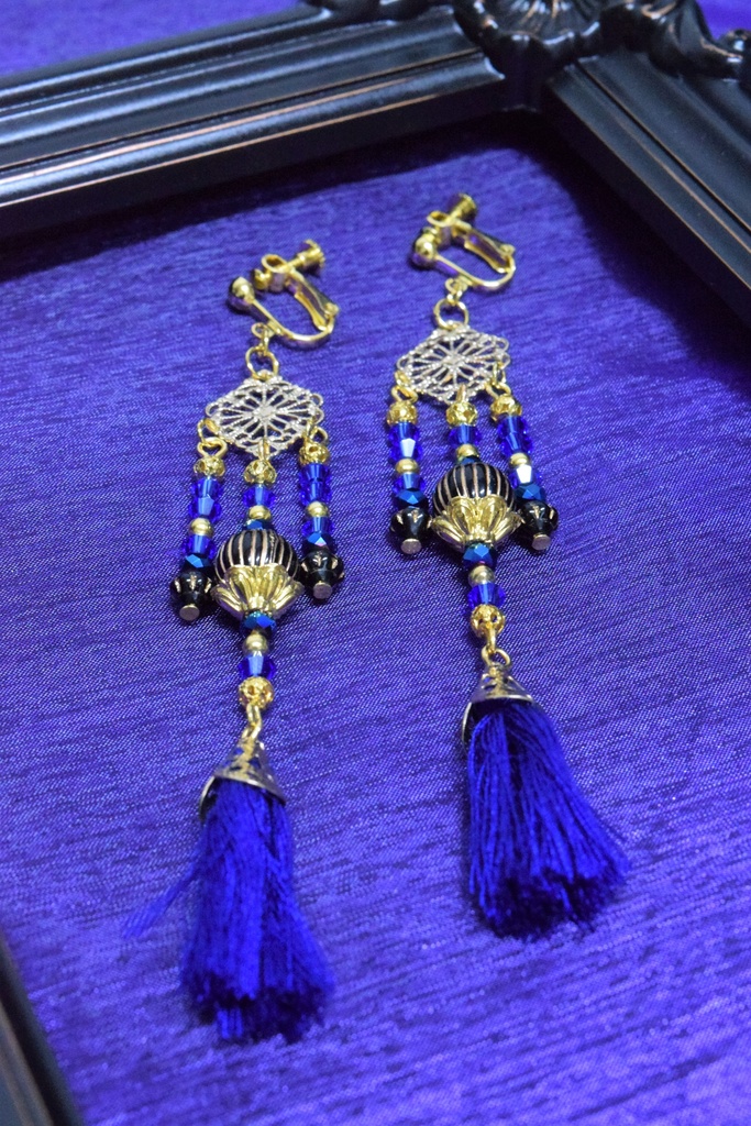 褐色の愁思 イヤリング