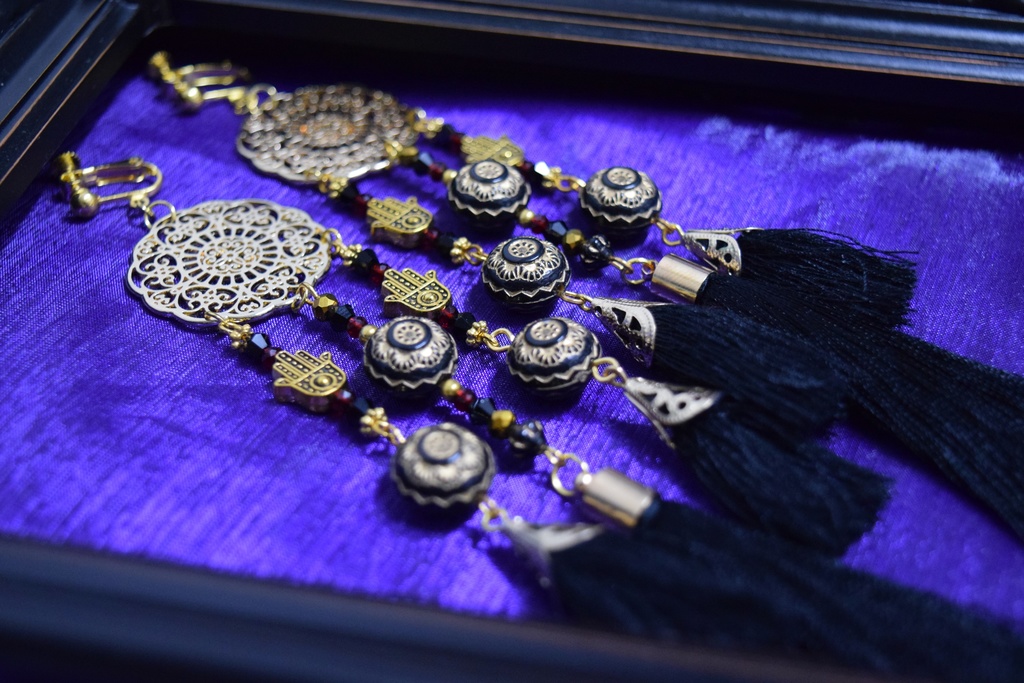 午月の天円地方 イヤリング