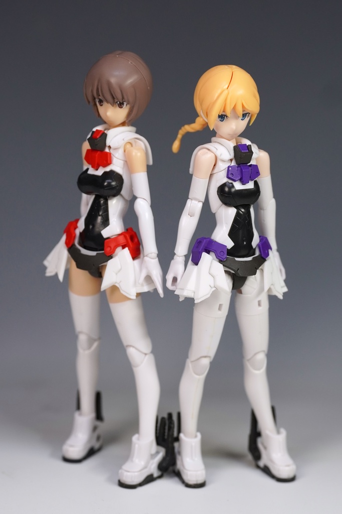 アサルトドレス 赤/紫/オレンジ/緑