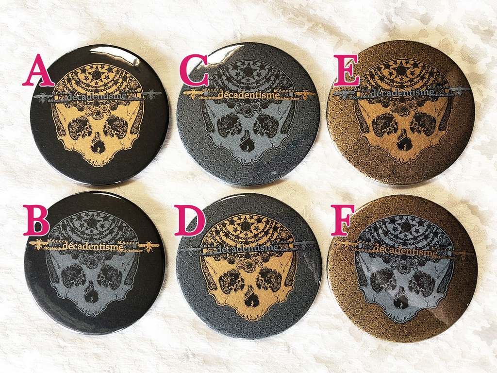 黒と白と金のしゃれこうべ*缶バッジ