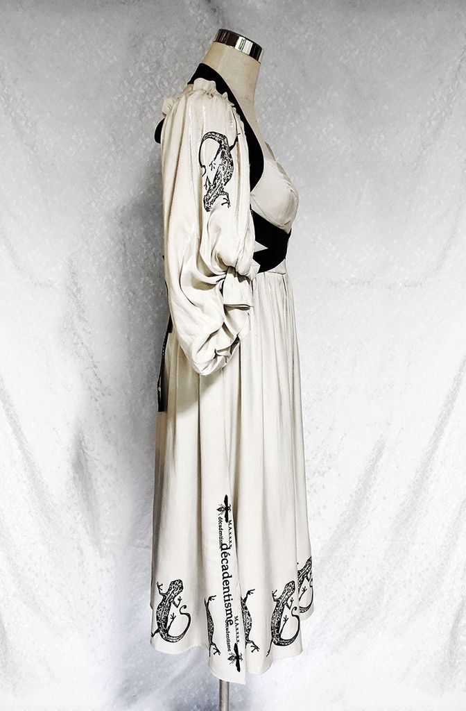 ヤモリのRomantiqueドレス【アイボリー】