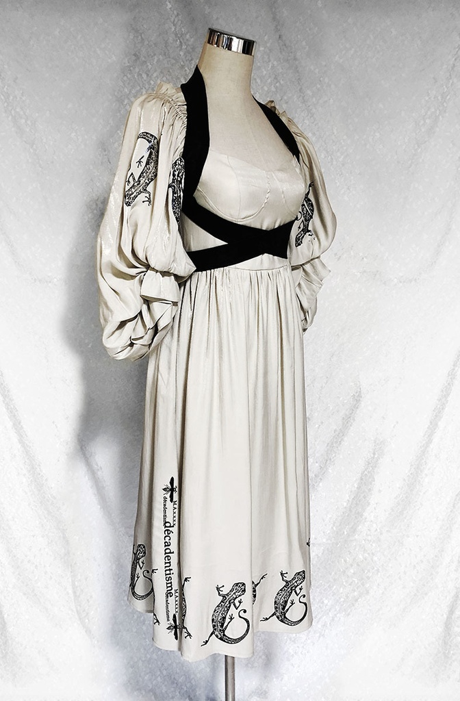 ヤモリのRomantiqueドレス【アイボリー】