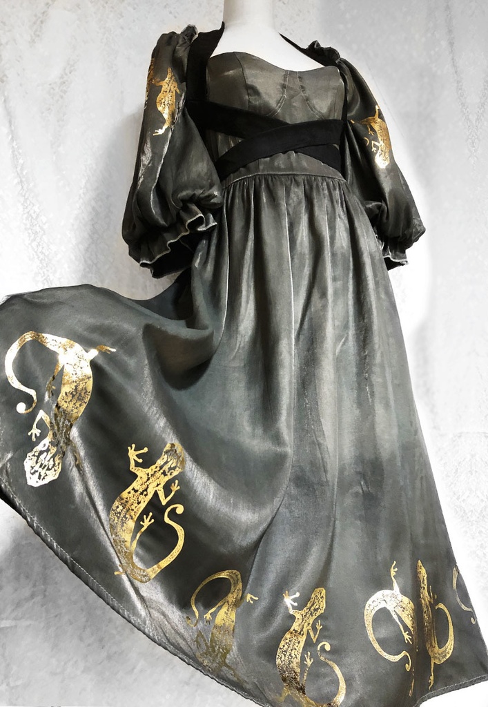 ヤモリのRomantiqueドレス【ディープグリーン】