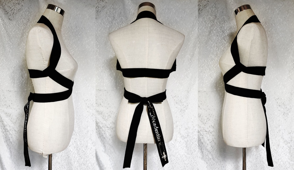 ヤモリ×シフォンジャガードのRibbonロングブラウス