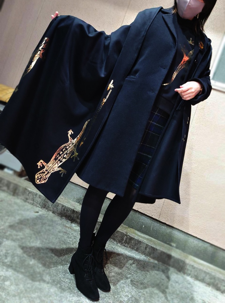 BIG箔ヤモリの大判ショールマフラー【ダークナイトブルー×銀箔】