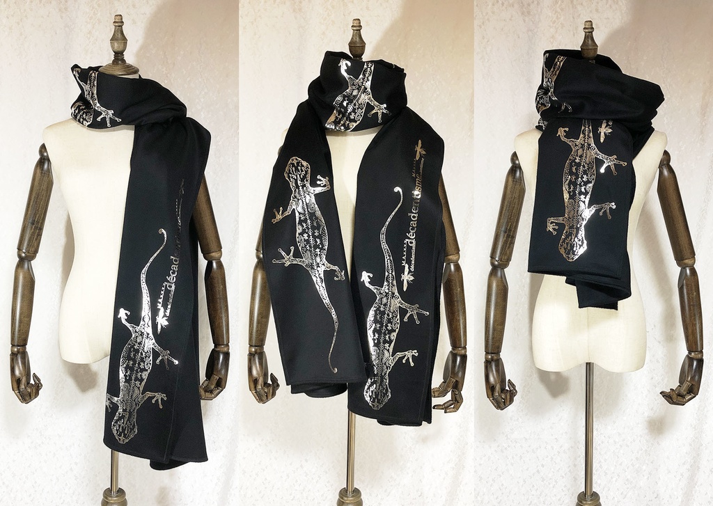 BIG箔ヤモリの大判ショールマフラー【フローズンブラック×銀箔】