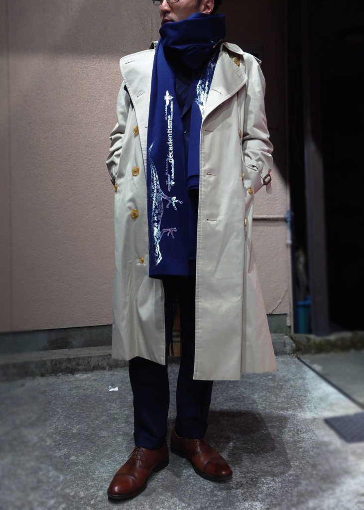 BIG箔ヤモリの大判ショールマフラー【フローズンブラック×銀箔】