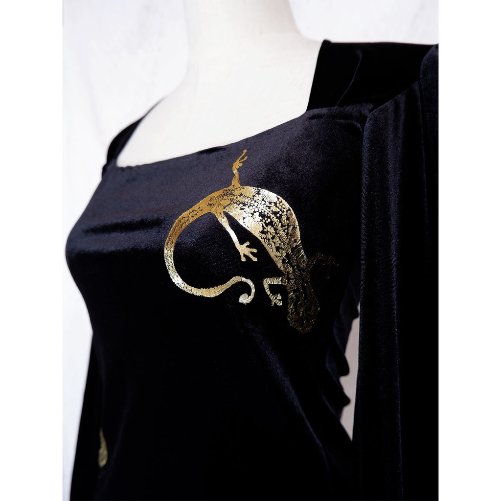 金箔ヤモリのベロアカットソー