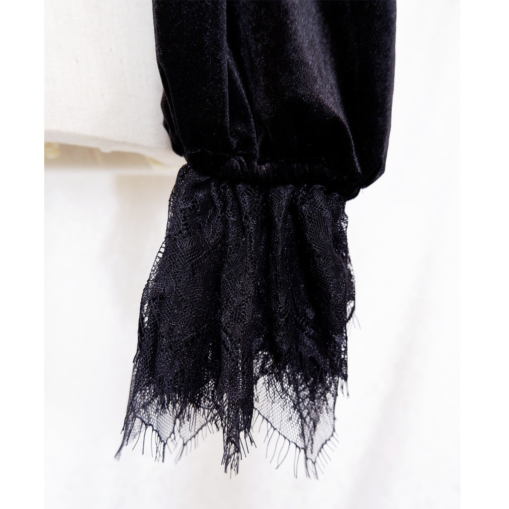 金箔ヤモリのベロアカットソー