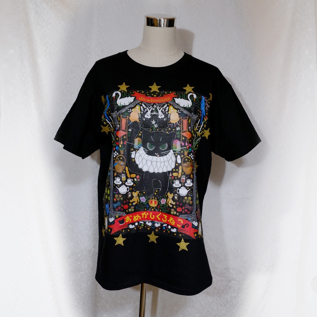 おめかしくろねこのTシャツ