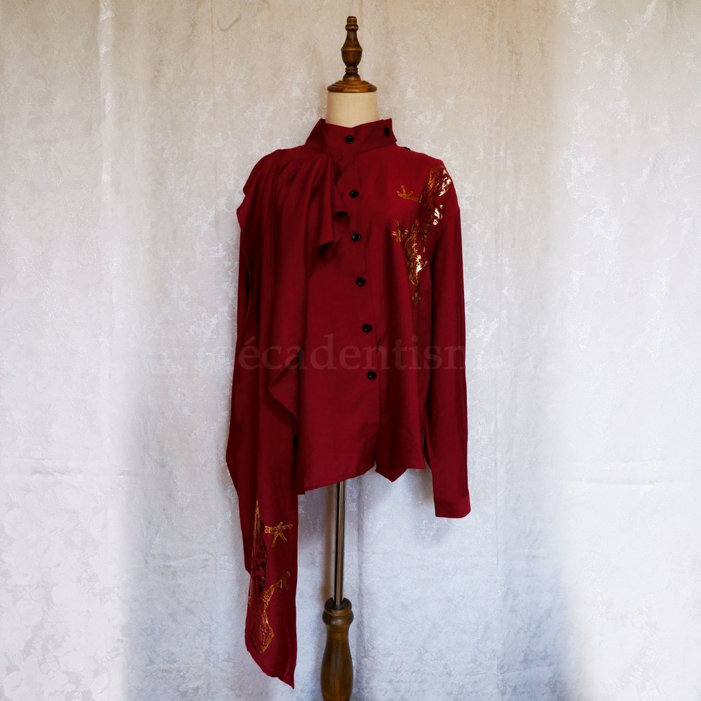 金ヤモリのフリルストールシャツ【RED】